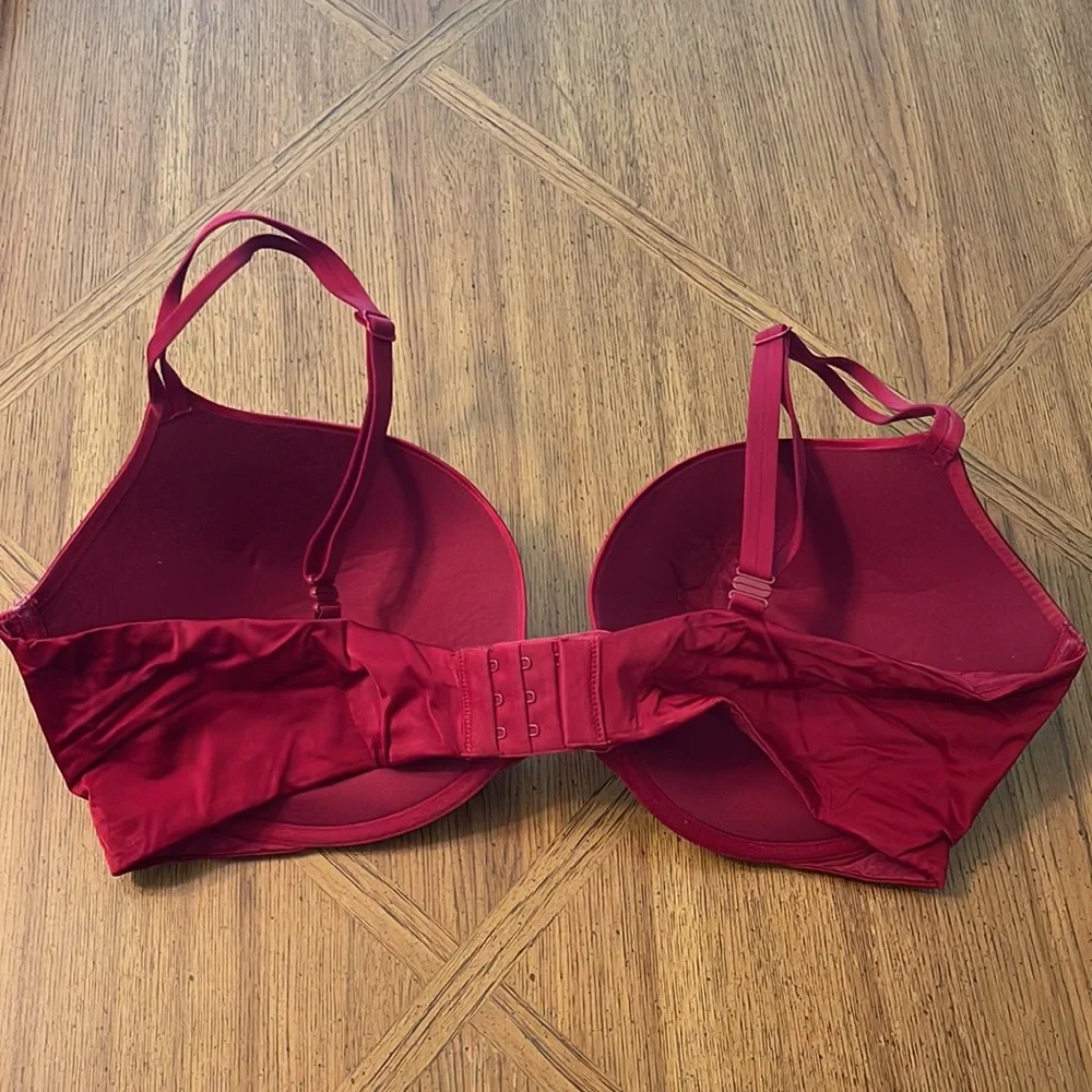 EUC 40DD Red Very Sexy Push-Up Bra - Picture 2 of 3